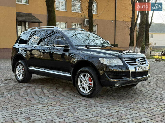 Черный Фольксваген Туарег, объемом двигателя 3 л и пробегом 314 тыс. км за 10500 $, фото 5 на Automoto.ua