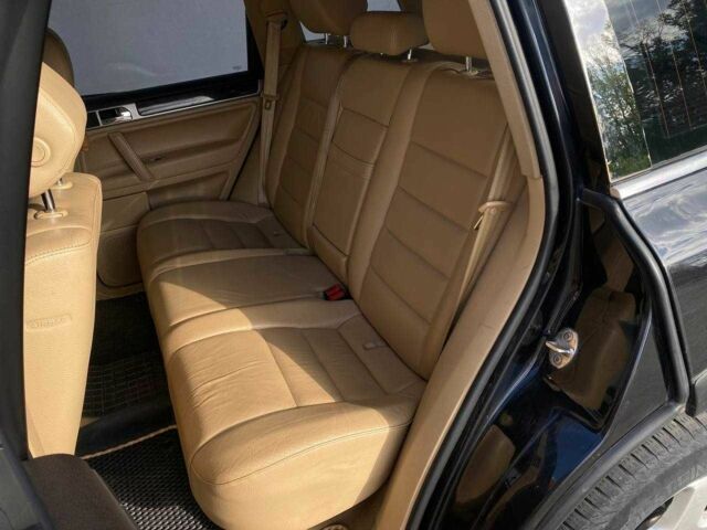 Чорний Фольксваген Туарег, об'ємом двигуна 2.5 л та пробігом 296 тис. км за 10290 $, фото 10 на Automoto.ua