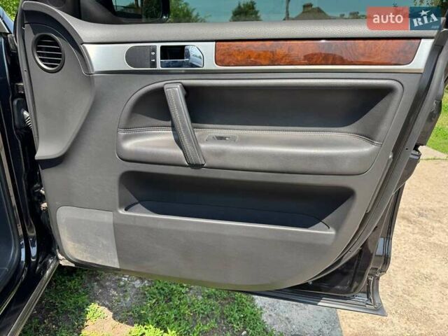 Чорний Фольксваген Туарег, об'ємом двигуна 2.97 л та пробігом 110 тис. км за 12900 $, фото 19 на Automoto.ua