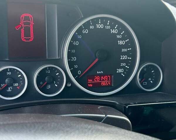 Чорний Фольксваген Туарег, об'ємом двигуна 3 л та пробігом 283 тис. км за 12200 $, фото 8 на Automoto.ua