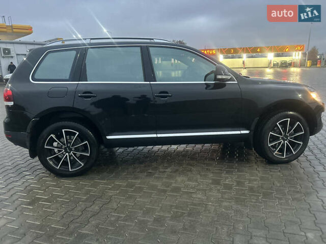 Черный Фольксваген Туарег, объемом двигателя 2.97 л и пробегом 159 тыс. км за 13800 $, фото 28 на Automoto.ua