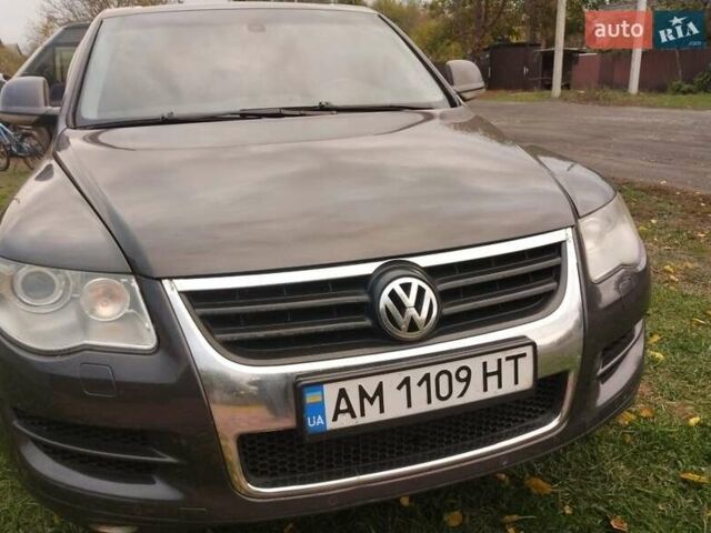 Черный Фольксваген Туарег, объемом двигателя 3 л и пробегом 300 тыс. км за 9300 $, фото 8 на Automoto.ua