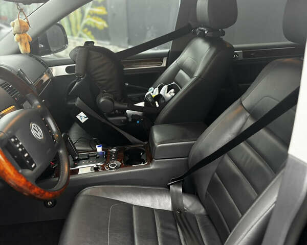 Черный Фольксваген Туарег, объемом двигателя 3.6 л и пробегом 173 тыс. км за 14500 $, фото 4 на Automoto.ua