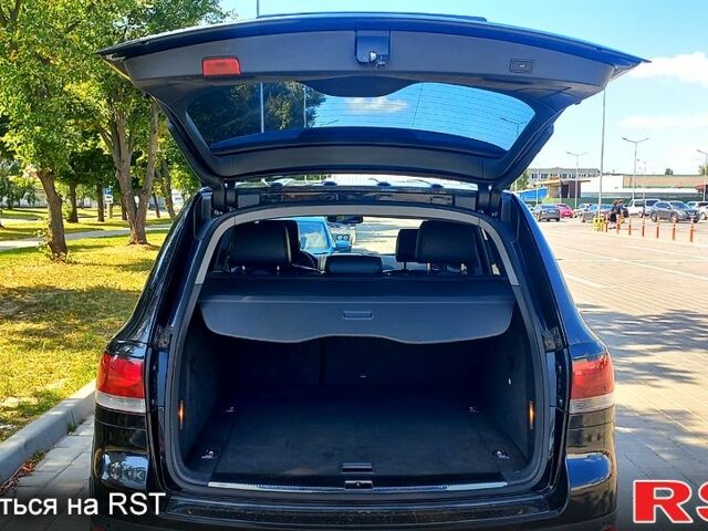 Чорний Фольксваген Туарег, об'ємом двигуна 3 л та пробігом 292 тис. км за 11500 $, фото 9 на Automoto.ua