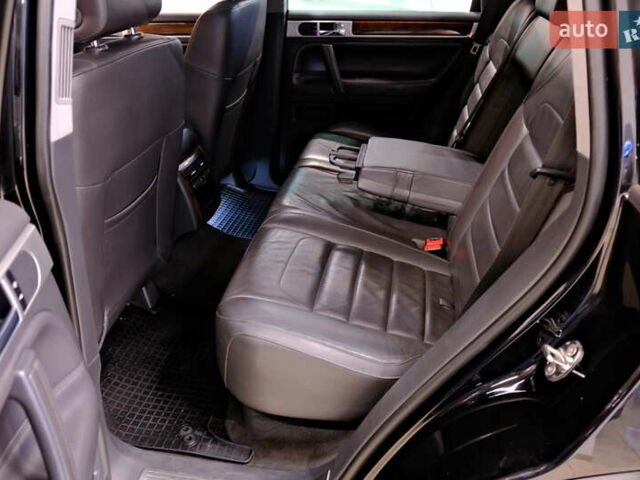 Черный Фольксваген Туарег, объемом двигателя 3.6 л и пробегом 182 тыс. км за 9900 $, фото 31 на Automoto.ua