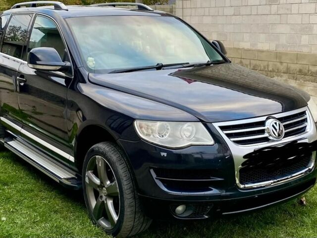 Черный Фольксваген Туарег, объемом двигателя 0 л и пробегом 276 тыс. км за 5443 $, фото 1 на Automoto.ua