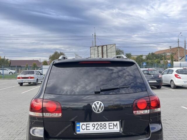 Черный Фольксваген Туарег, объемом двигателя 3 л и пробегом 357 тыс. км за 10200 $, фото 3 на Automoto.ua