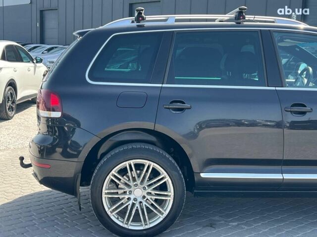 Черный Фольксваген Туарег, объемом двигателя 2.5 л и пробегом 336 тыс. км за 11990 $, фото 8 на Automoto.ua
