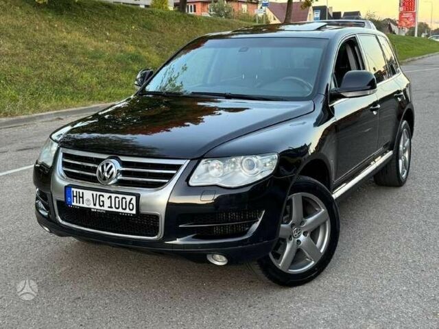 Черный Фольксваген Туарег, объемом двигателя 0 л и пробегом 280 тыс. км за 3100 $, фото 4 на Automoto.ua