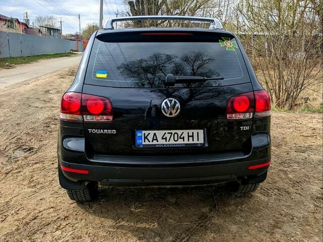 Черный Фольксваген Туарег, объемом двигателя 2.5 л и пробегом 276 тыс. км за 11200 $, фото 4 на Automoto.ua