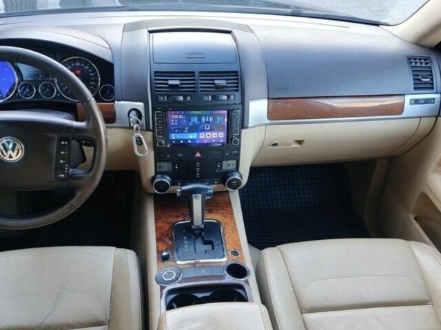 Чорний Фольксваген Туарег, об'ємом двигуна 3 л та пробігом 244 тис. км за 3116 $, фото 9 на Automoto.ua