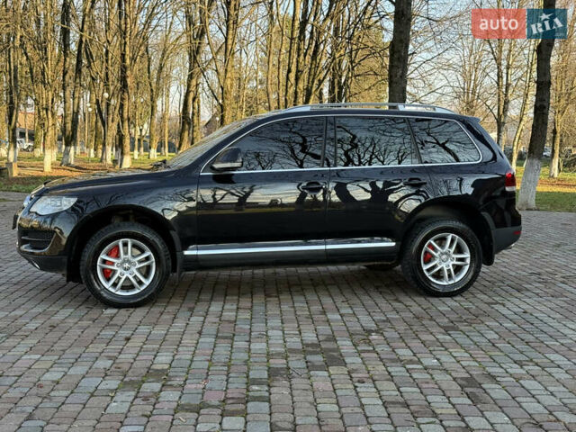 Черный Фольксваген Туарег, объемом двигателя 3 л и пробегом 314 тыс. км за 10500 $, фото 12 на Automoto.ua
