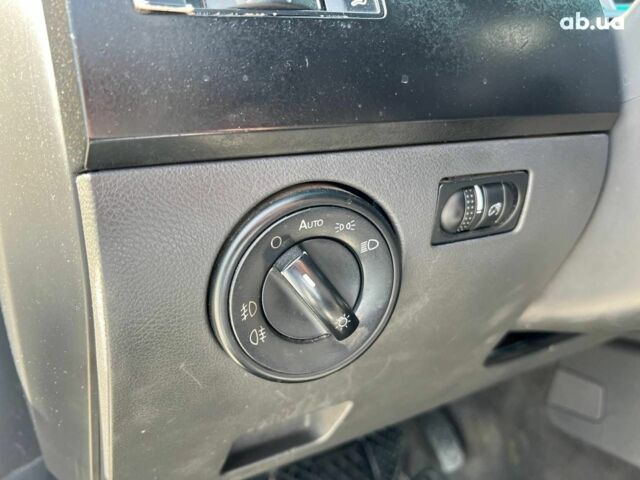 Черный Фольксваген Туарег, объемом двигателя 2.5 л и пробегом 336 тыс. км за 11990 $, фото 15 на Automoto.ua