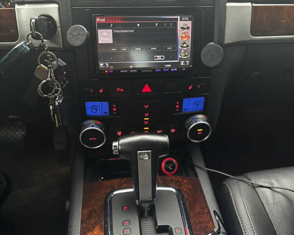 Черный Фольксваген Туарег, объемом двигателя 3.6 л и пробегом 173 тыс. км за 14500 $, фото 9 на Automoto.ua