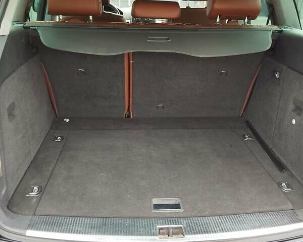 Чорний Фольксваген Туарег, об'ємом двигуна 3 л та пробігом 258 тис. км за 11500 $, фото 4 на Automoto.ua