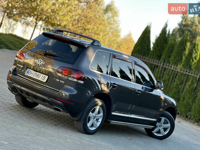 Черный Фольксваген Туарег, объемом двигателя 2.97 л и пробегом 240 тыс. км за 12200 $, фото 3 на Automoto.ua