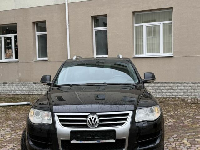 Чорний Фольксваген Туарег, об'ємом двигуна 3 л та пробігом 300 тис. км за 6490 $, фото 1 на Automoto.ua