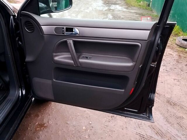 Чорний Фольксваген Туарег, об'ємом двигуна 3 л та пробігом 0 тис. км за 13000 $, фото 2 на Automoto.ua