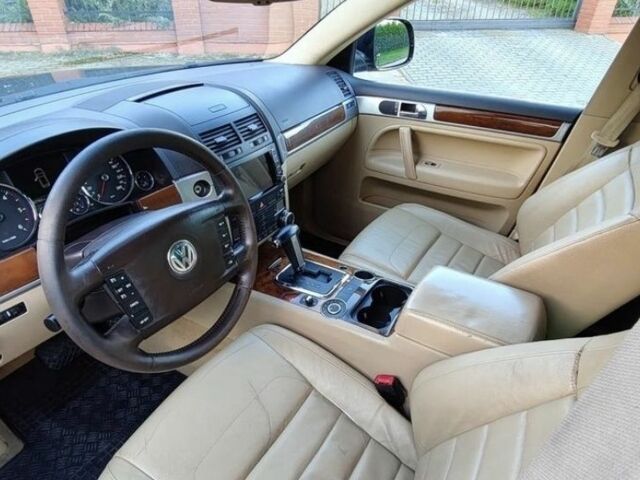 Чорний Фольксваген Туарег, об'ємом двигуна 3 л та пробігом 244 тис. км за 3116 $, фото 8 на Automoto.ua