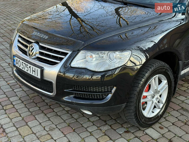 Черный Фольксваген Туарег, объемом двигателя 3 л и пробегом 314 тыс. км за 10500 $, фото 14 на Automoto.ua