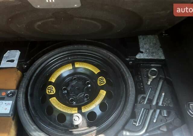 Чорний Фольксваген Туарег, об'ємом двигуна 2.97 л та пробігом 353 тис. км за 10500 $, фото 18 на Automoto.ua