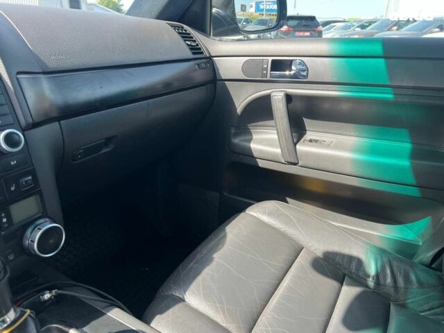 Черный Фольксваген Туарег, объемом двигателя 2.5 л и пробегом 336 тыс. км за 11990 $, фото 22 на Automoto.ua