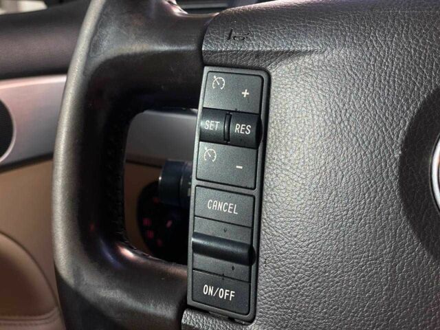 Чорний Фольксваген Туарег, об'ємом двигуна 2.5 л та пробігом 296 тис. км за 10290 $, фото 16 на Automoto.ua