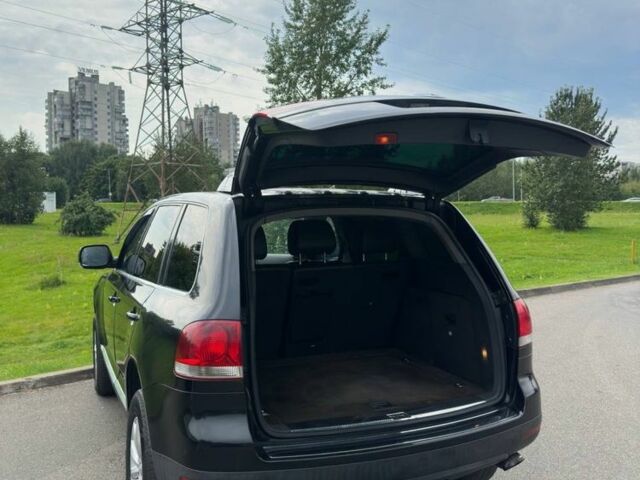 Черный Фольксваген Туарег, объемом двигателя 3 л и пробегом 281 тыс. км за 4999 $, фото 6 на Automoto.ua