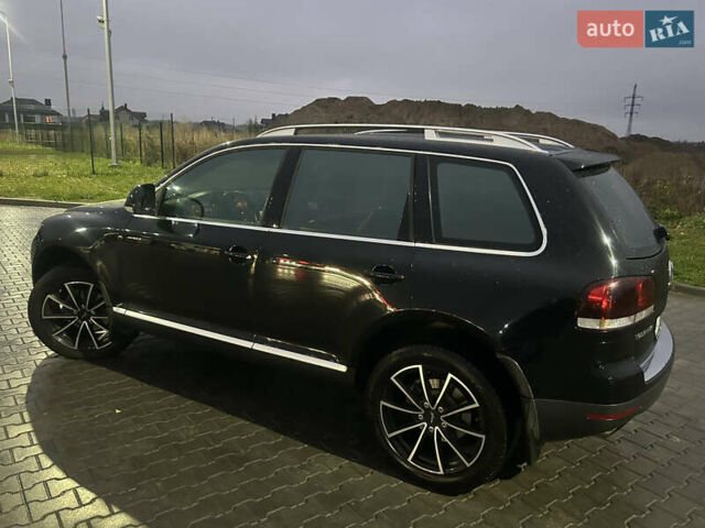 Черный Фольксваген Туарег, объемом двигателя 2.97 л и пробегом 159 тыс. км за 13800 $, фото 3 на Automoto.ua