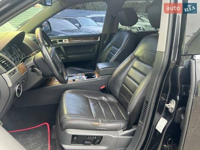 Черный Фольксваген Туарег, объемом двигателя 3.6 л и пробегом 218 тыс. км за 9790 $, фото 8 на Automoto.ua