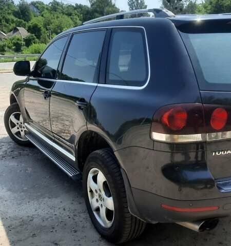 Чорний Фольксваген Туарег, об'ємом двигуна 2.97 л та пробігом 353 тис. км за 10500 $, фото 8 на Automoto.ua