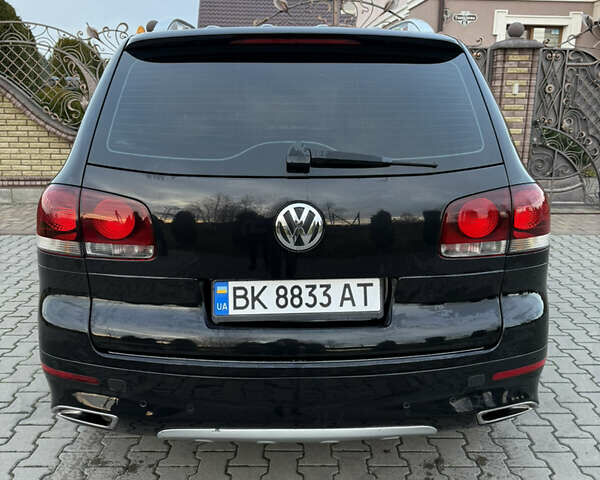 Черный Фольксваген Туарег, объемом двигателя 3 л и пробегом 217 тыс. км за 13450 $, фото 9 на Automoto.ua