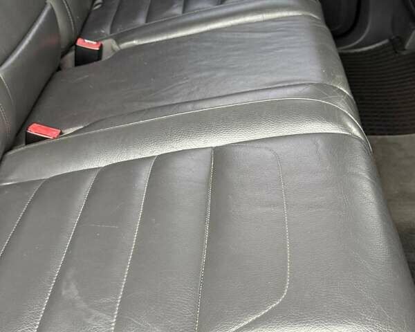 Черный Фольксваген Туарег, объемом двигателя 2.97 л и пробегом 263 тыс. км за 12500 $, фото 8 на Automoto.ua