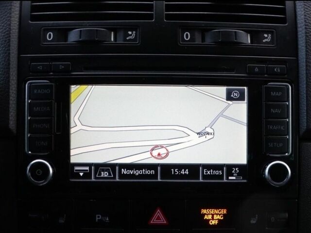 Черный Фольксваген Туарег, объемом двигателя 3 л и пробегом 260 тыс. км за 3915 $, фото 4 на Automoto.ua