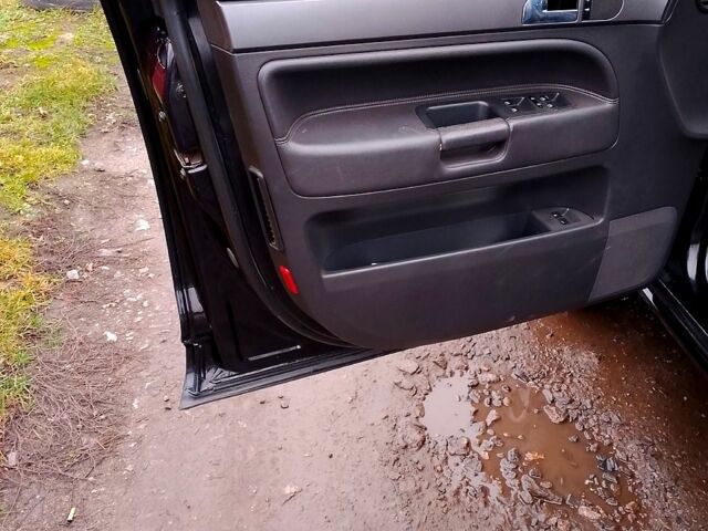 Чорний Фольксваген Туарег, об'ємом двигуна 3 л та пробігом 0 тис. км за 13000 $, фото 5 на Automoto.ua