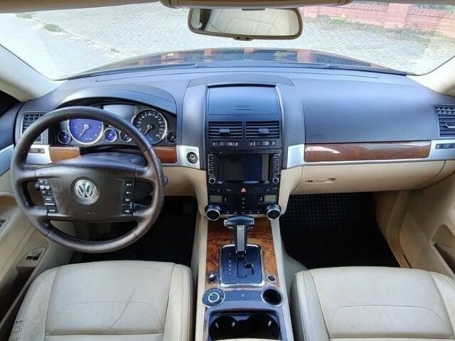 Чорний Фольксваген Туарег, об'ємом двигуна 3 л та пробігом 244 тис. км за 3116 $, фото 11 на Automoto.ua