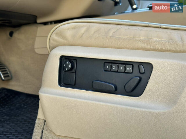 Черный Фольксваген Туарег, объемом двигателя 2.97 л и пробегом 240 тыс. км за 12200 $, фото 56 на Automoto.ua