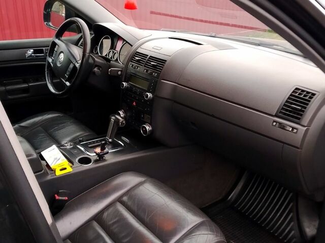 Чорний Фольксваген Туарег, об'ємом двигуна 3 л та пробігом 0 тис. км за 13000 $, фото 3 на Automoto.ua