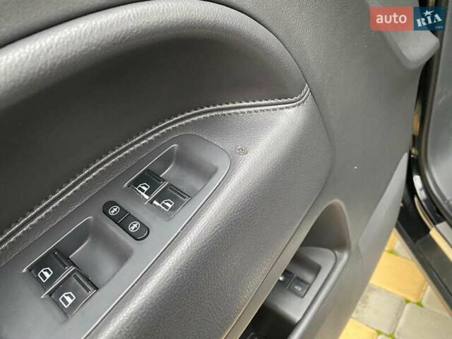 Черный Фольксваген Туарег, объемом двигателя 3 л и пробегом 360 тыс. км за 9800 $, фото 20 на Automoto.ua