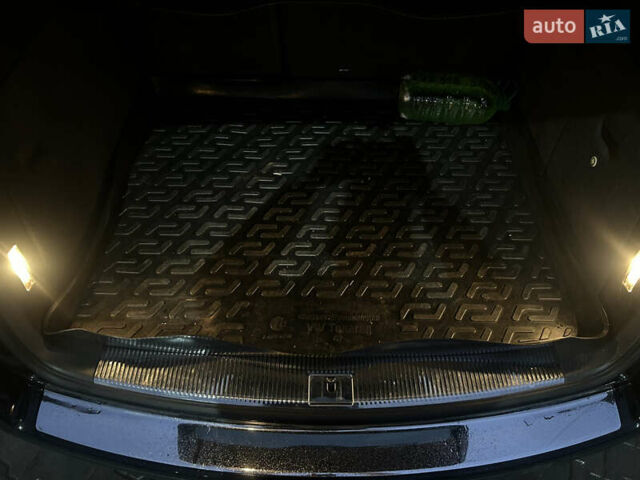 Черный Фольксваген Туарег, объемом двигателя 2.97 л и пробегом 159 тыс. км за 13800 $, фото 8 на Automoto.ua