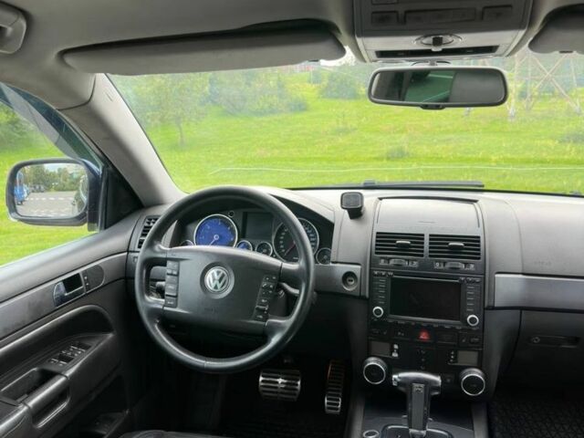 Черный Фольксваген Туарег, объемом двигателя 3 л и пробегом 281 тыс. км за 4999 $, фото 8 на Automoto.ua