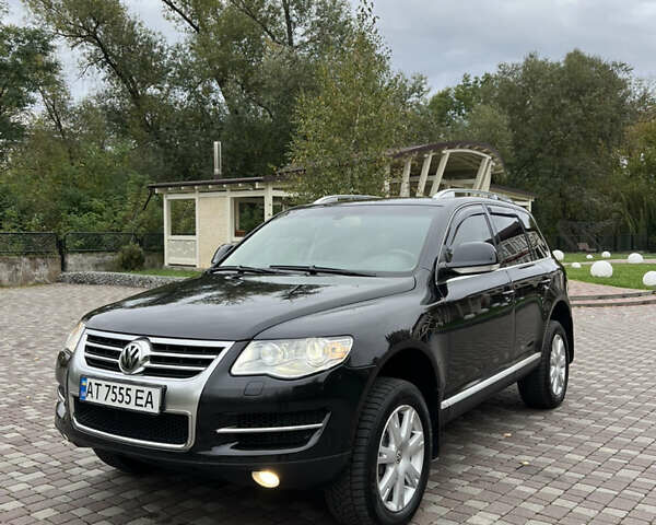 Черный Фольксваген Туарег, объемом двигателя 3 л и пробегом 235 тыс. км за 13500 $, фото 2 на Automoto.ua