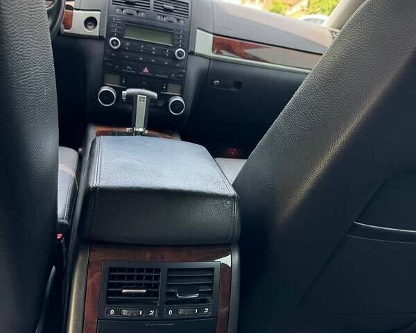 Чорний Фольксваген Туарег, об'ємом двигуна 2.97 л та пробігом 110 тис. км за 12900 $, фото 15 на Automoto.ua