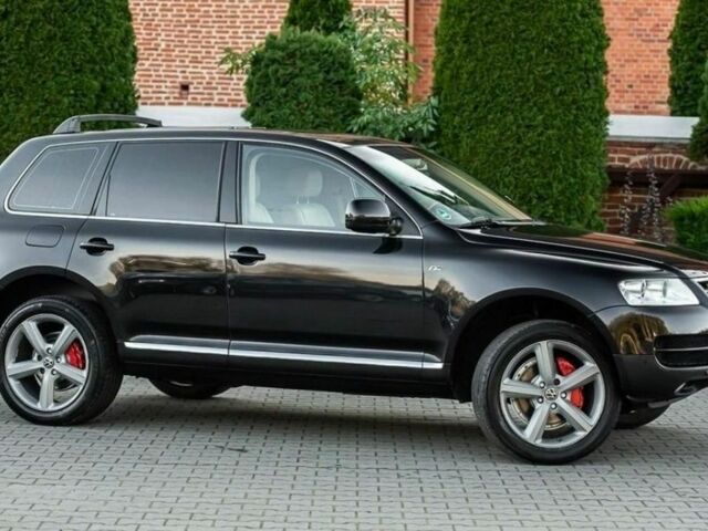 Черный Фольксваген Туарег, объемом двигателя 3 л и пробегом 240 тыс. км за 4000 $, фото 6 на Automoto.ua