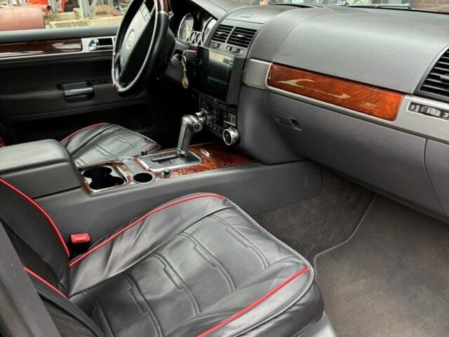 Чорний Фольксваген Туарег, об'ємом двигуна 2.5 л та пробігом 3 тис. км за 3000 $, фото 4 на Automoto.ua