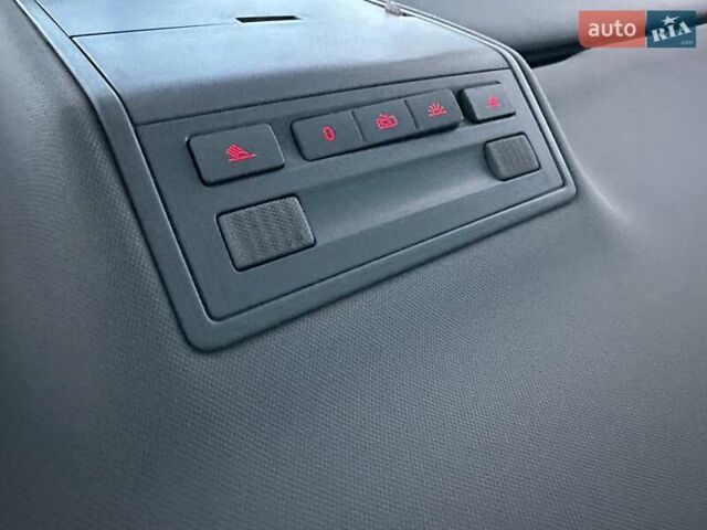 Чорний Фольксваген Туарег, об'ємом двигуна 3 л та пробігом 340 тис. км за 10900 $, фото 44 на Automoto.ua