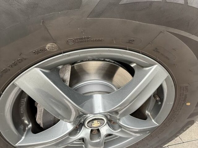 Черный Фольксваген Туарег, объемом двигателя 3 л и пробегом 263 тыс. км за 12500 $, фото 6 на Automoto.ua