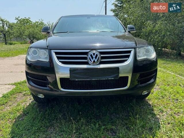 Чорний Фольксваген Туарег, об'ємом двигуна 2.97 л та пробігом 110 тис. км за 12900 $, фото 2 на Automoto.ua