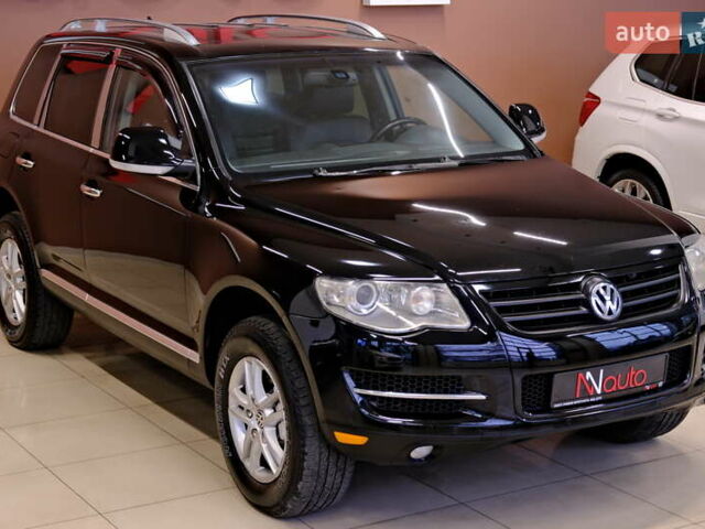 Черный Фольксваген Туарег, объемом двигателя 3.6 л и пробегом 182 тыс. км за 9900 $, фото 3 на Automoto.ua