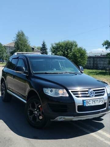 Черный Фольксваген Туарег, объемом двигателя 2.97 л и пробегом 344 тыс. км за 10950 $, фото 30 на Automoto.ua